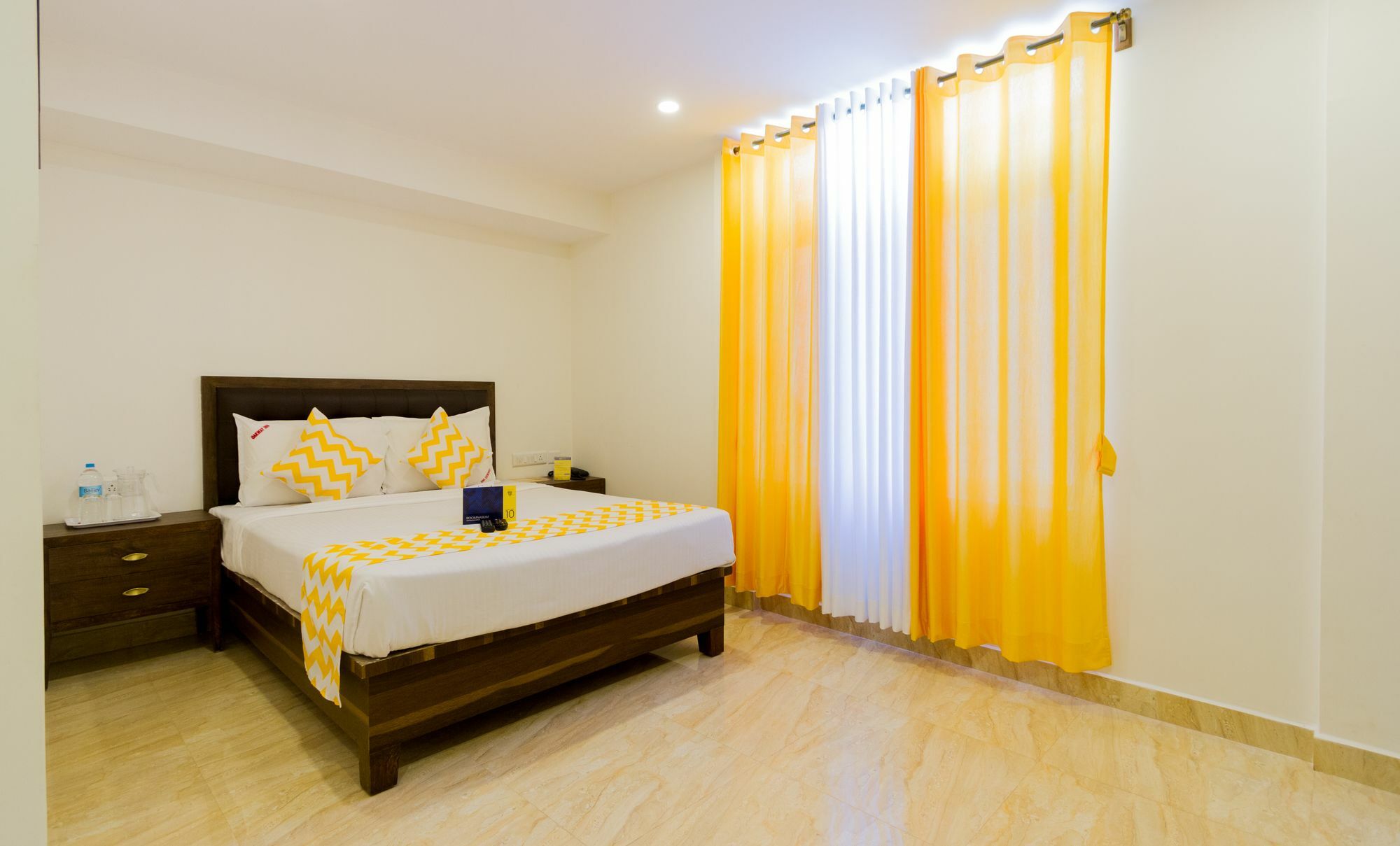 העיר בנגלור Fabhotel Oakwey Inn - Indiranagar מראה חיצוני תמונה