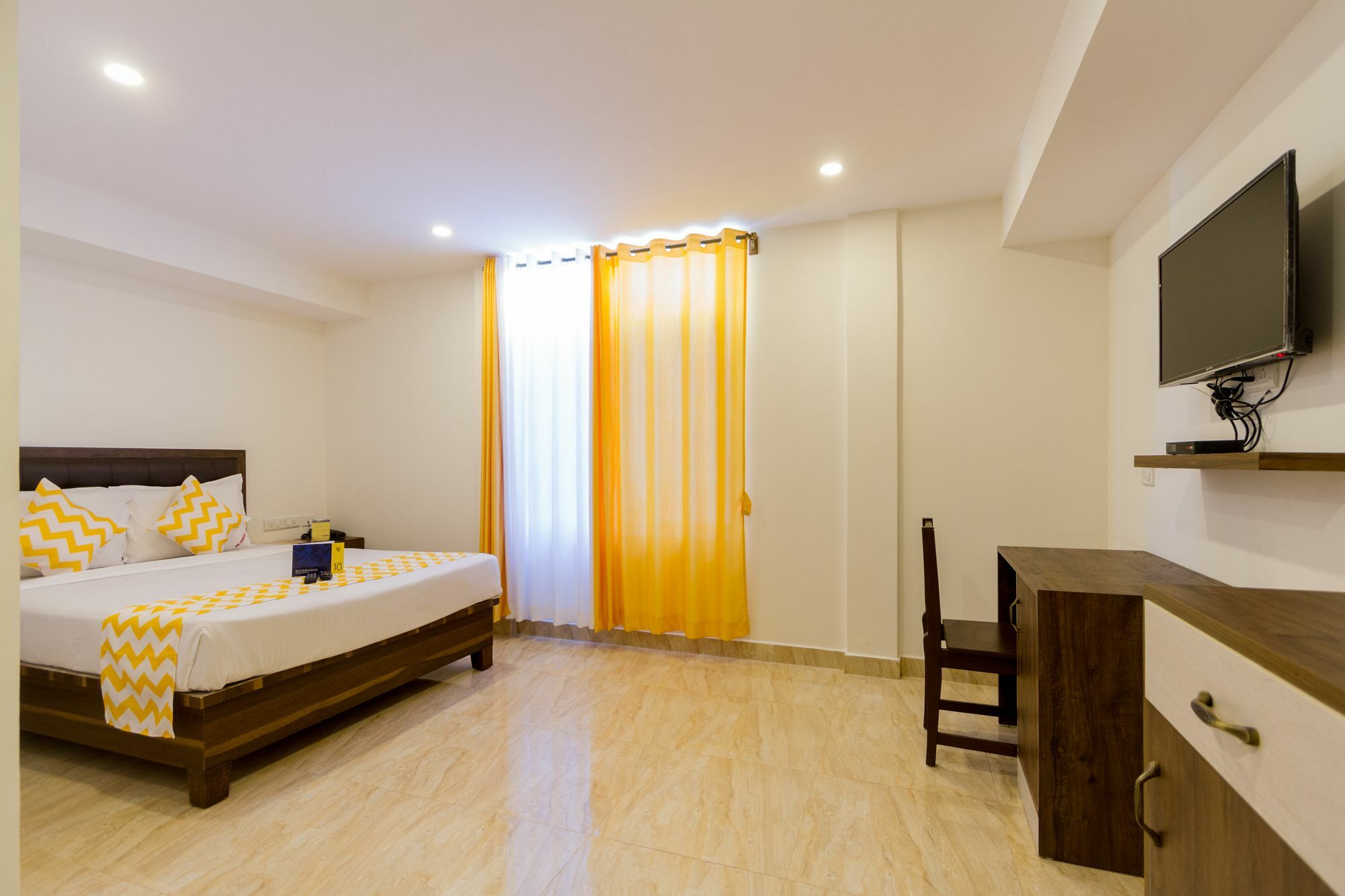 העיר בנגלור Fabhotel Oakwey Inn - Indiranagar מראה חיצוני תמונה