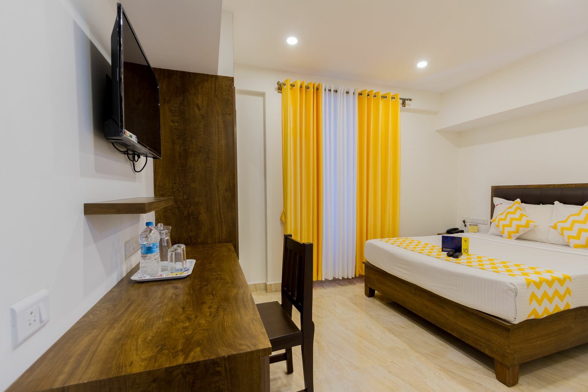 העיר בנגלור Fabhotel Oakwey Inn - Indiranagar מראה חיצוני תמונה