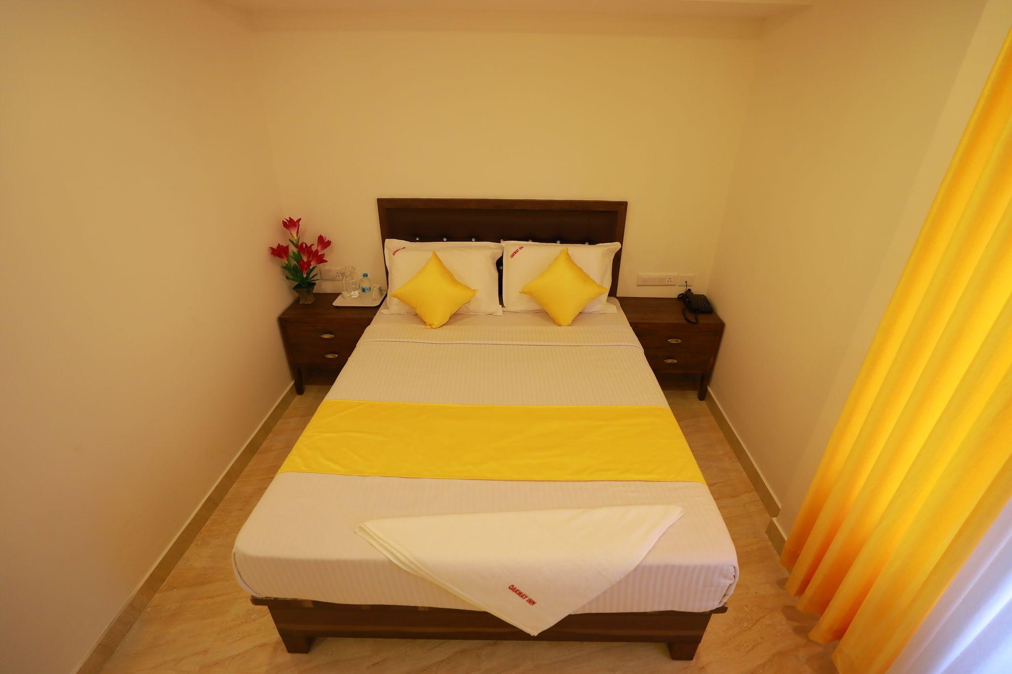 העיר בנגלור Fabhotel Oakwey Inn - Indiranagar מראה חיצוני תמונה